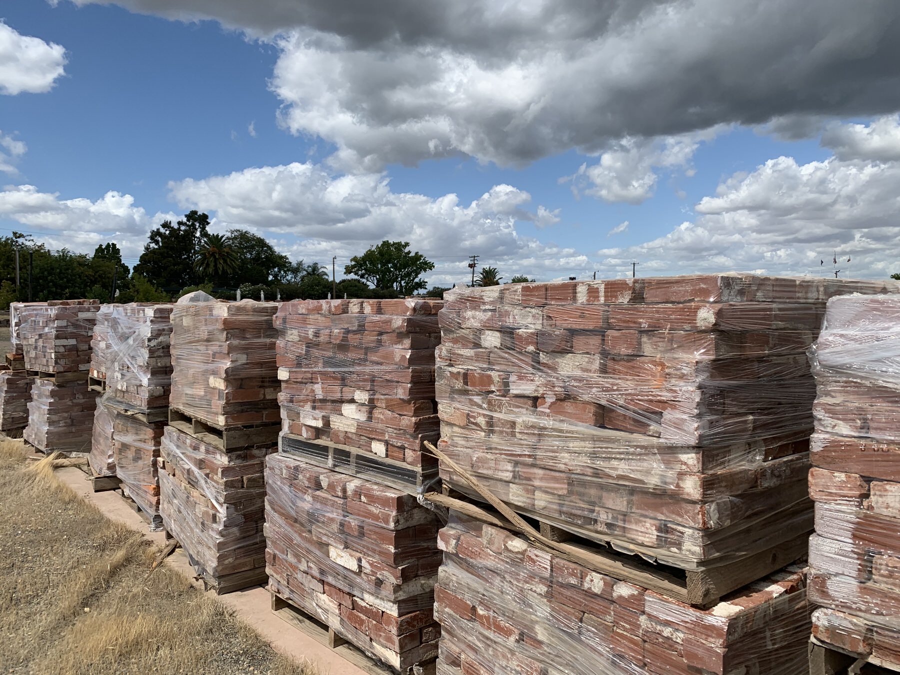 Thompson Building Materials | Sacramento Real Used Brick ...
